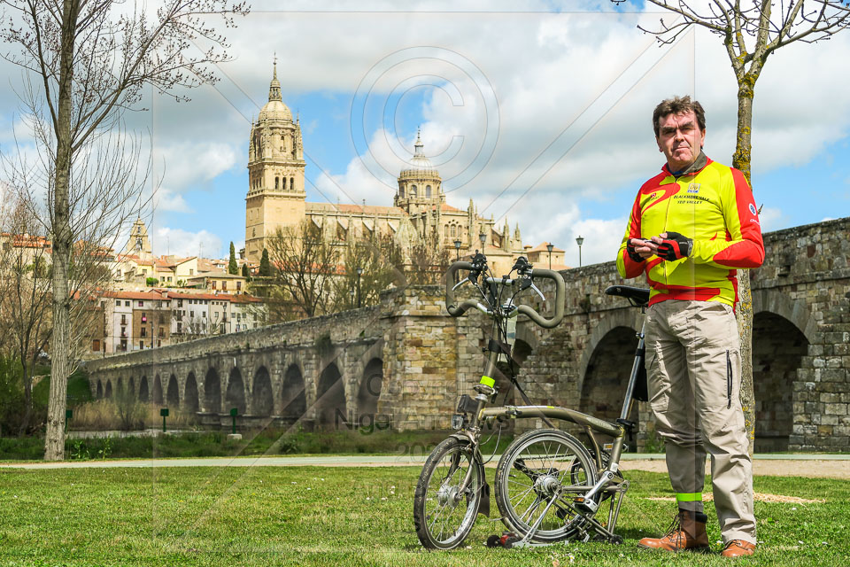 CYCLING_IN_SALAMANCA-1.jpg